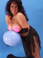 Voluptuous Ashley enjoy herself with some balloons