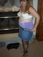 BBW Wearing girdle and nylons