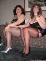 Plumper girlfriends enjoy themselves